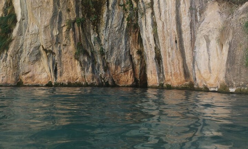 Image 4: Montanejos Escape Aguas Sanadoras y la Cascada del Amante