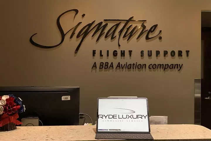 One-Way Private Airport Transfer by Sedan