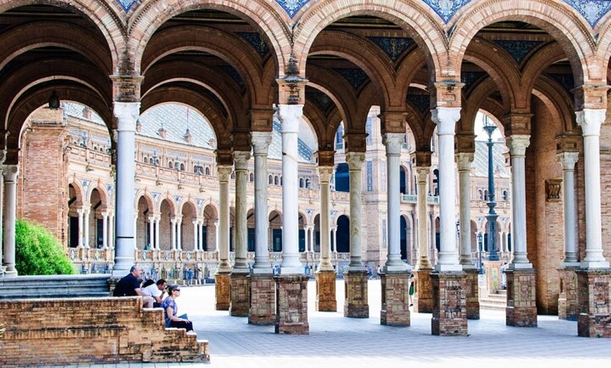 Image 6: Tour Privado de Sevilla: Gemas ocultas y aspectos destacados por un...