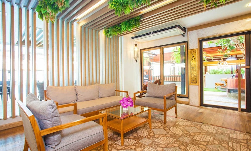 Image 5: ✈ MIDDEN VAN THAILAND | Bangkok - New Siam Palace Ville Hotel 3*, 5...