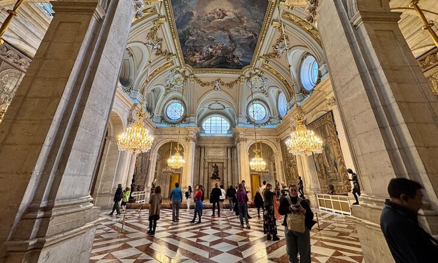 Image 4: Excursión privada a Madrid con guía y conductor