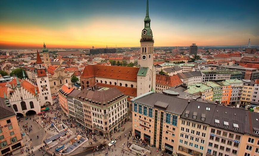 Image 3: München Privater Rundgang mit Ortskundiger Reiseleiter