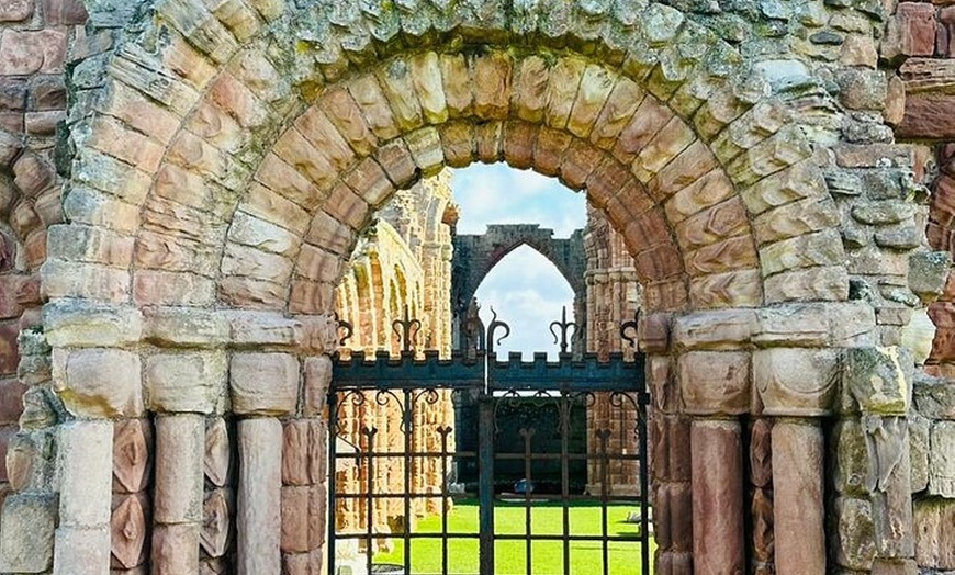 Image 5: Holy Island, Alnwick Castle/Gdns, Border Guided Private Day Tour