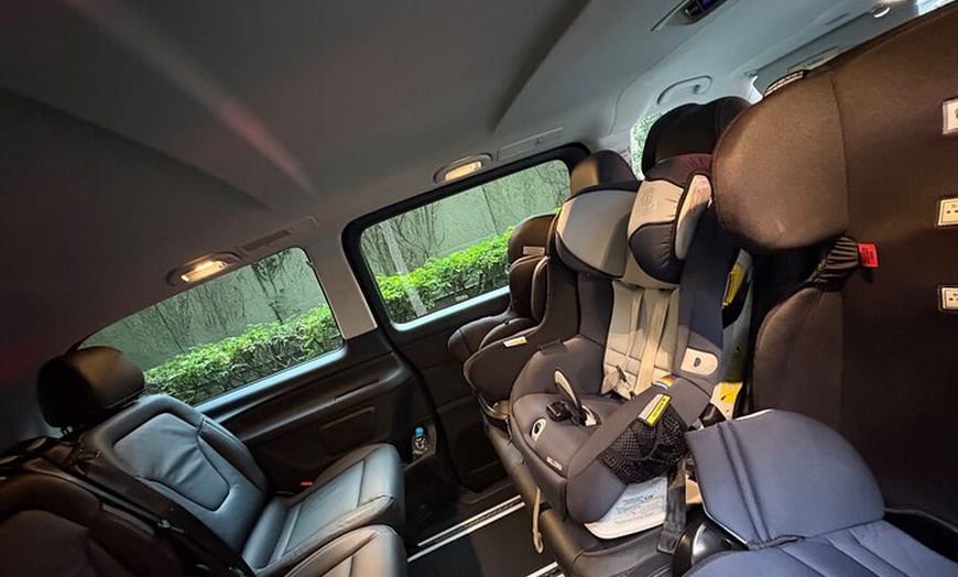 Image 4: Private Chauffeur Transfer from Sydney Airport to Sydney City