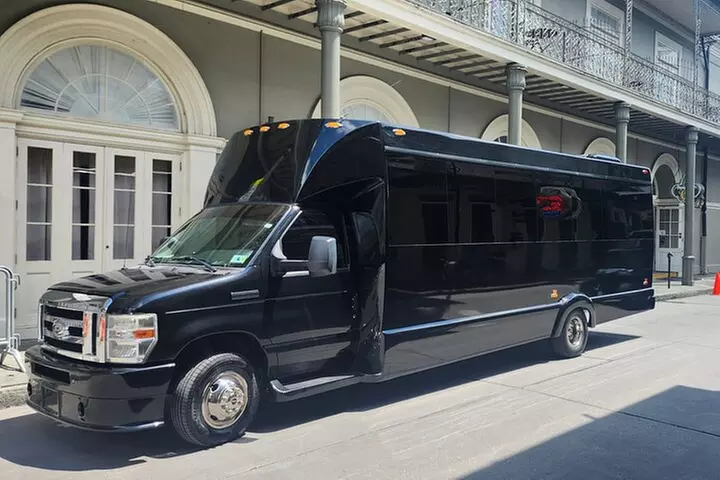 24 Passenger Luxury Mini Bus - Primary Image