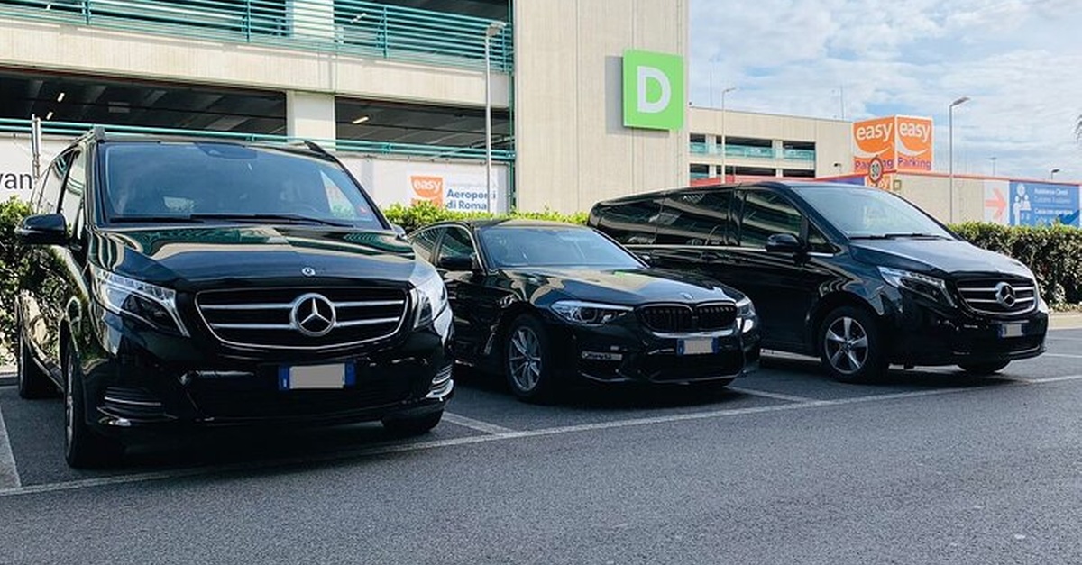 Servicio de traslado privado desde el aeropuerto de Málaga hasta Sevilla