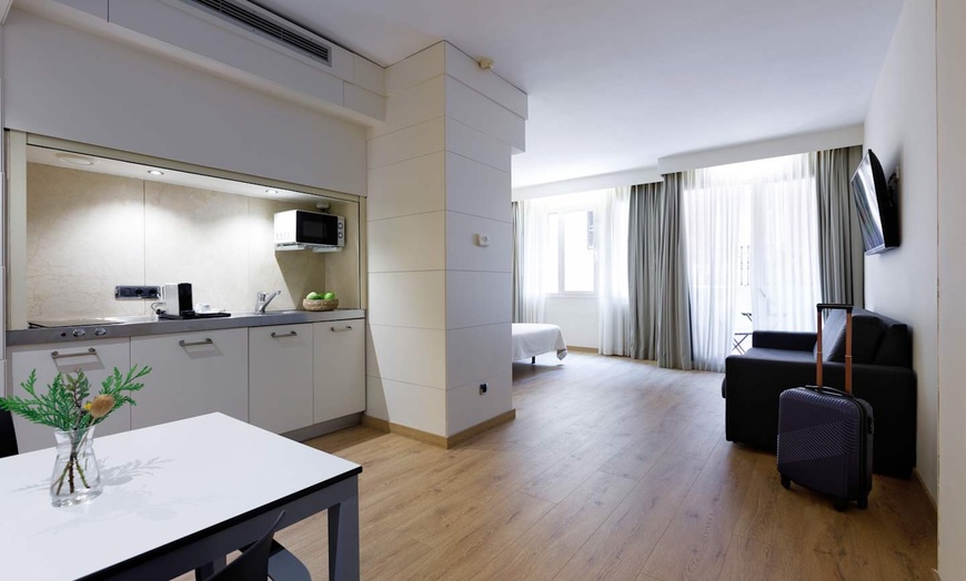 Image 5: ✈ ESPAGNE | Barcelone - Mariano Cubi Aparthotel Barcelona 4* - Cent...