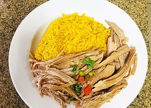 5% Cash Back at Ricky's Cuban Cafe