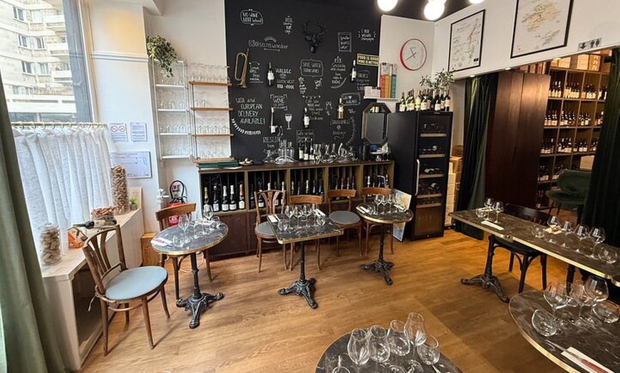Image 2: Dégustation de vin, champagne et fromage français Paris SECRET WINE...