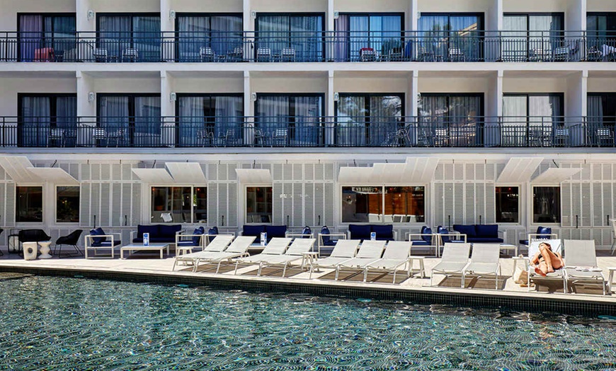 Image 2: ✈ COSTA BRAVA | Lloret de Mar - Hotel Delamar Adults Only 4*, 2 nig...