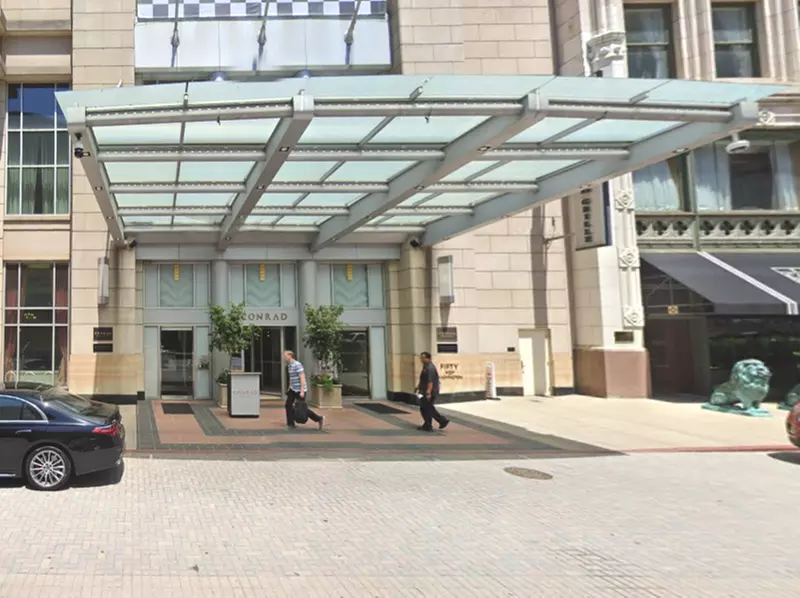 Parking at Conrad Indianapolis - Valet Kiosk