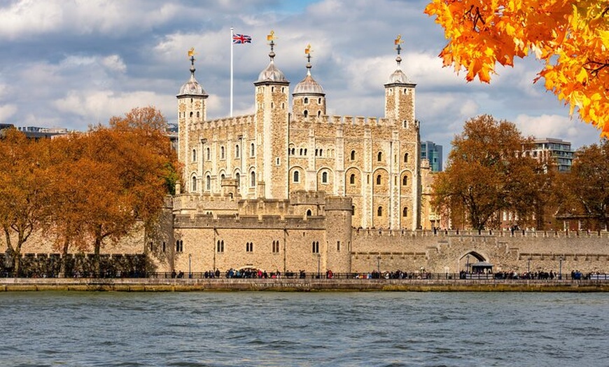 Image 11: Exclusive Beefeater Meet & Greet at the Tower of London