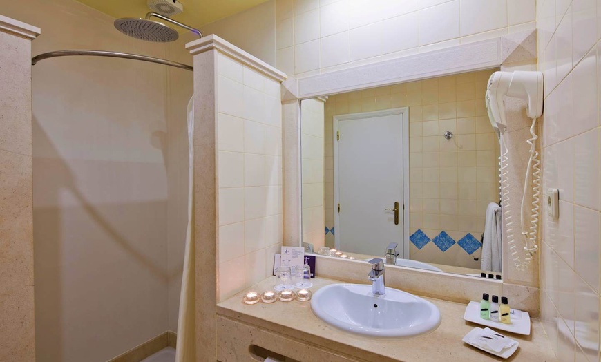 Image 37: ✈ ALGARVE | Lagos - Costa d'Oiro Ambiance Village 4*, 2 Nächte - Ci...