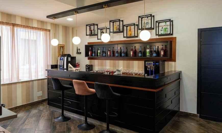 Image 17: ✈ ITALIA | Napoli - Palazzo San Michele 4* - City break