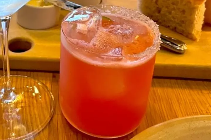 Downtown Pittsburgh Hidden Eats Food Tour with 6 Food Tastings