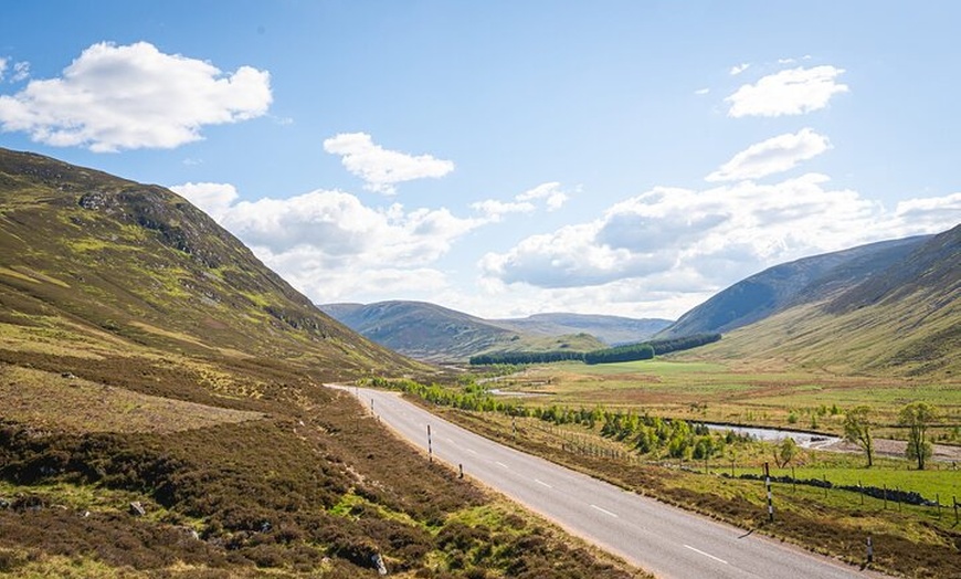 Image 2: Scottish Highlands Walking Small Group Tour from Edinburgh