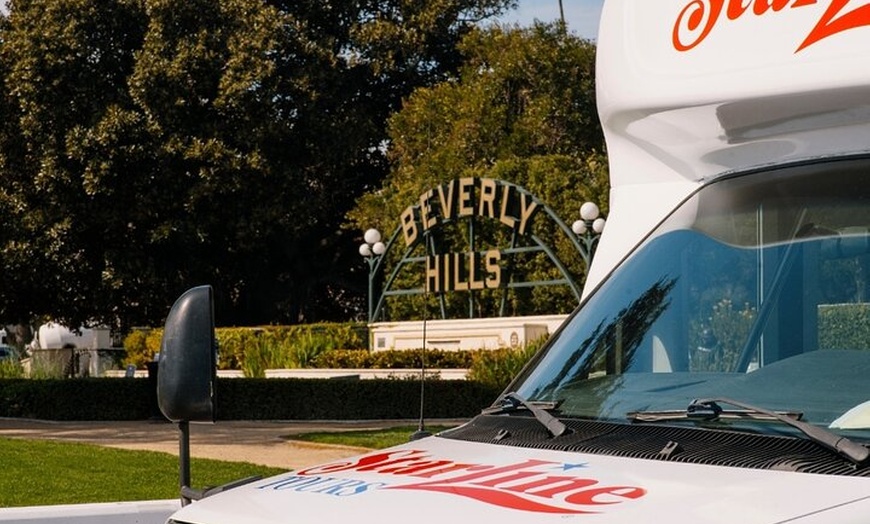 Image 3: Los Angeles Celebrity Homes Tour and 2-Day Hop-on Hop-off Package