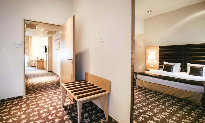 Image 12: ✈ HUNGARY | Budapest - Buda Castle Fashion Hotel 4*, 2 nights - Cit...