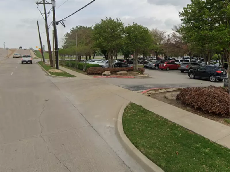 Parking at Sheraton DFW Lot