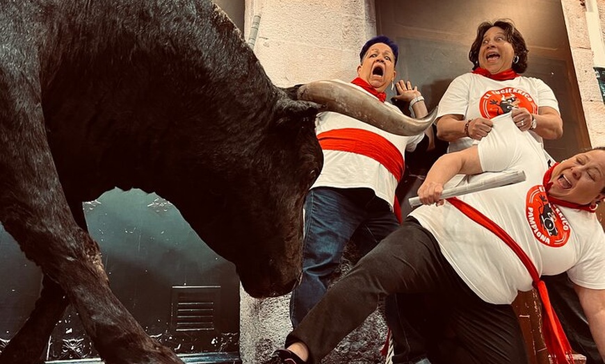 Image 5: Tour privado por Pamplona con almuerzo en Tolosa