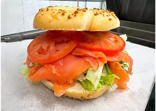 5% Cash Back at Hole Shot Bagels & Deli