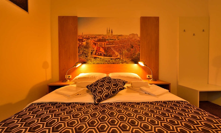 Image 2: ✈ CROATIE | Zagreb - Hôtel Orient 3* - City break