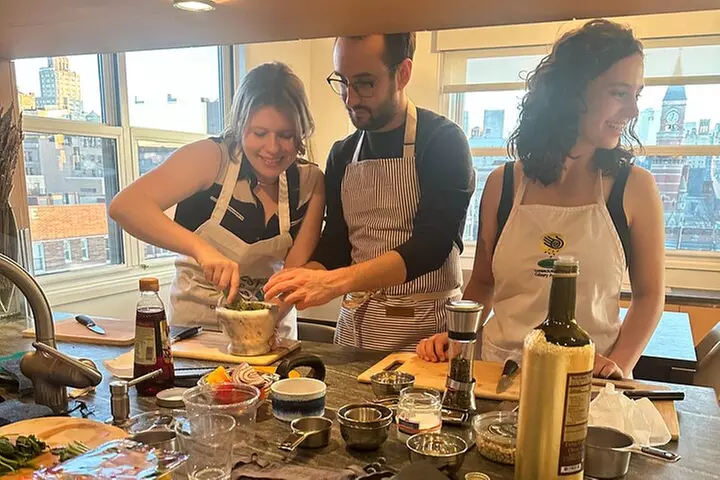 Viator Exclusive: Pasta Cooking Class & Dinner -Greenwich Village