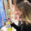 Image 7: Clase de pintura con vino en Barcelona