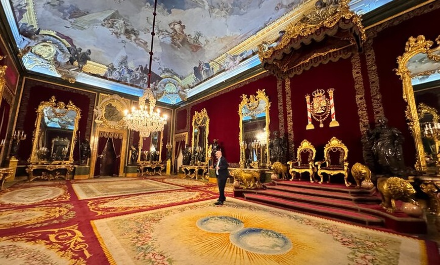 Image 3: Excursión privada a Madrid con guía y conductor