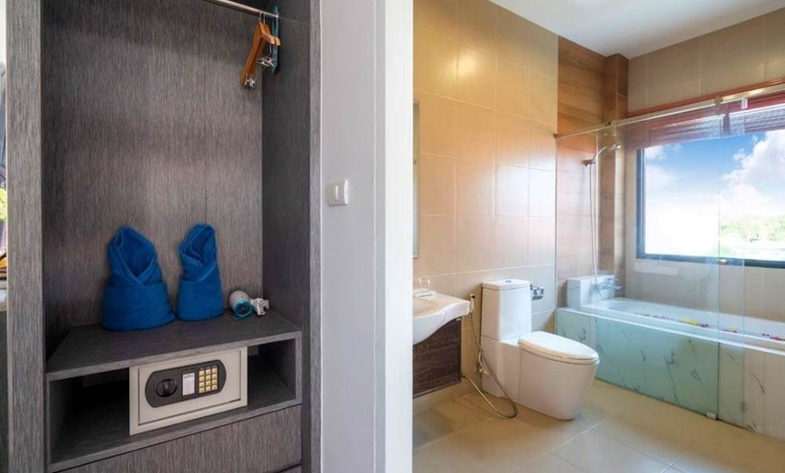 Image 80: ✈ POŁUDNIOWA TAJLANDIA | Phuket - The Thames Pool Access Resort 4* ...