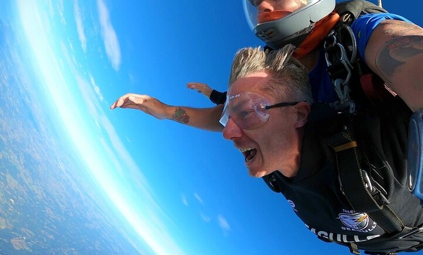 Image 12: Byron Bay: Tandem Skydive Experience