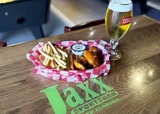5% Cash Back at Jaxx Sports Bar and Grill