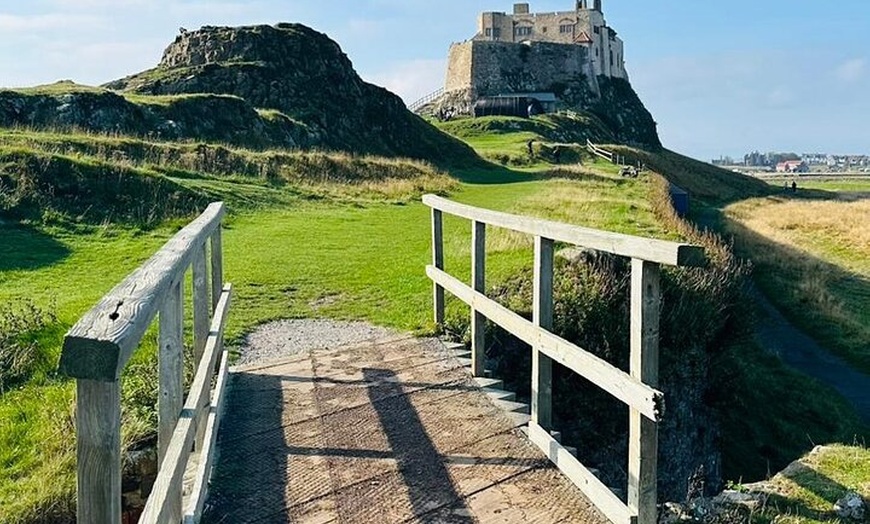 Image 4: Holy Island, Alnwick Castle/Gdns, Border Guided Private Day Tour