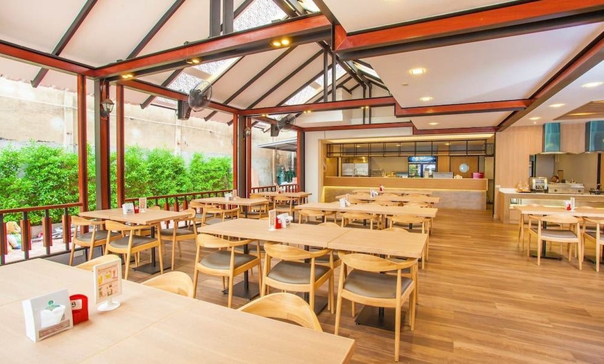 Image 27: ✈ MIDDEN VAN THAILAND | Bangkok - New Siam Palace Ville Hotel 3*, 5...