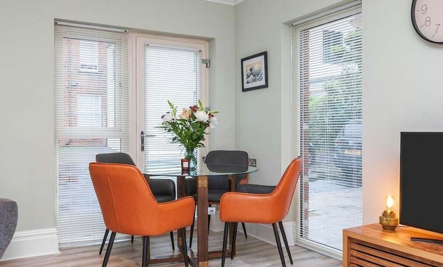 Image 6: ✈ IRLANDE DU NORD | Belfast - The Ulsterville Belfast, 2 nuit - Cit...