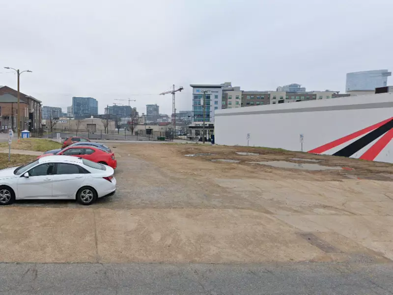 Parking at Lot 20