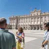 Image 1: Visita guiada al Palacio Real de Madrid para grupos pequeños con ca...