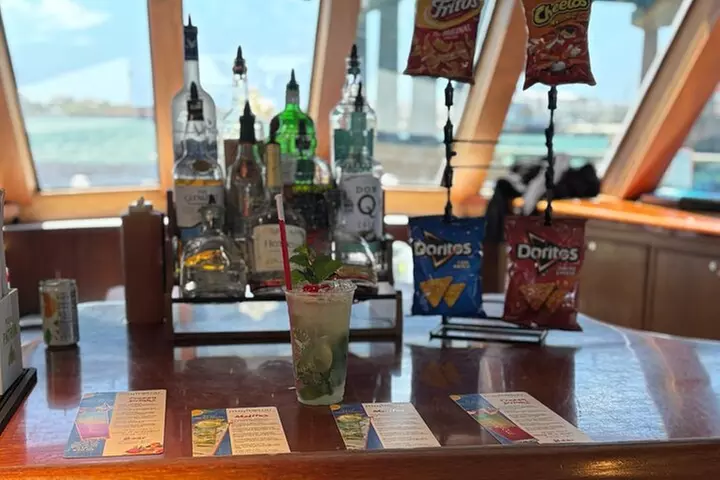 Miami Skyline Sunset Cruise with The Mojito Bar On board