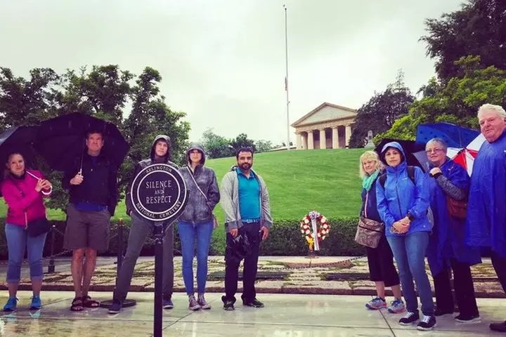 Arlington Cemetery with Changing of Guards & Tomb Unknown Soldier
