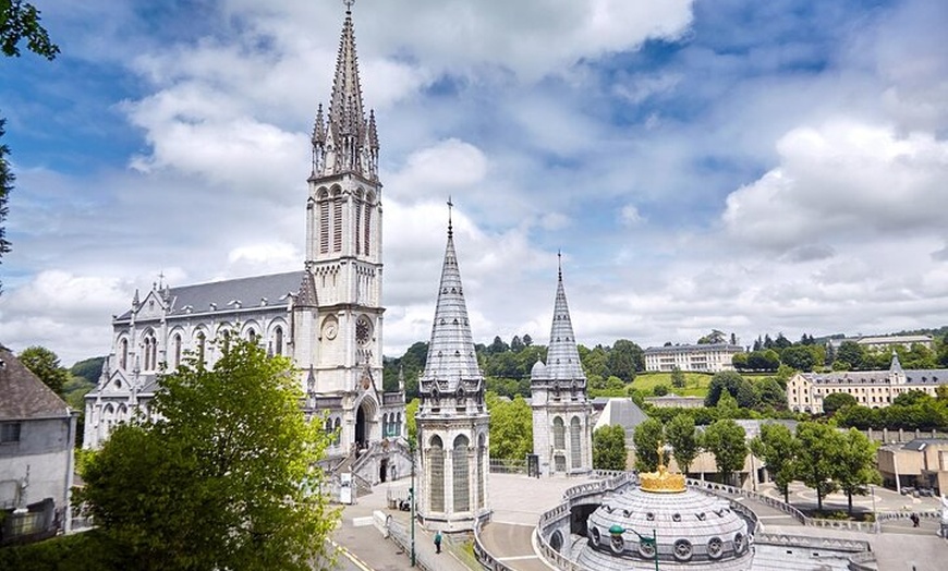 Image 2: Meilleure introduction à Lourdes en 2 heures avec un local