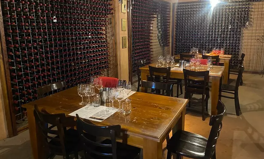Image 3: Sydney Hunter Valley Boutique 4WD Tour with Lunch and Sunset