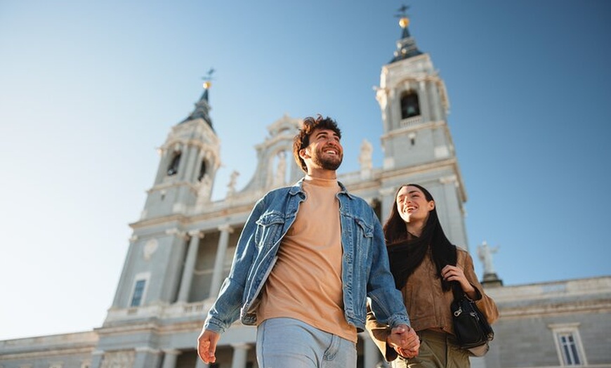 Image 3: Madrid Photoshoot Experience