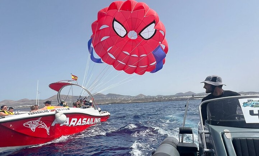 Image 4: Parasailing Lanzarote