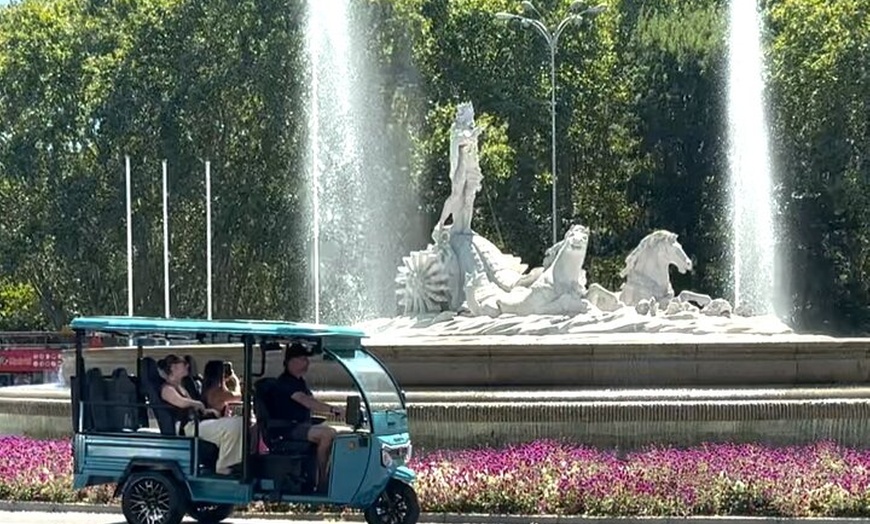 Image 17: Tour Privado con Tuk Tuk Zero: Lo Mejor de Madrid en 2h 15min