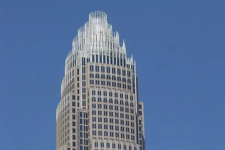 Uptown Charlotte: A Self-Guided Audio Tour to the Heart of Queen City