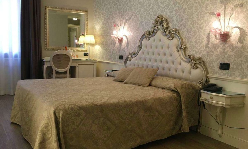 Image 2: ✈ ITALY | Venice - Hotel Gorizia "A La Valigia" 3*, 2 nights - City...
