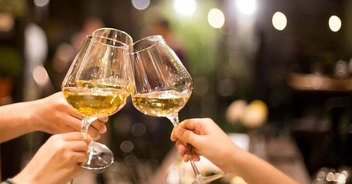 Experiencia de cata en cuatro bodegas y tapas en Las Palmas