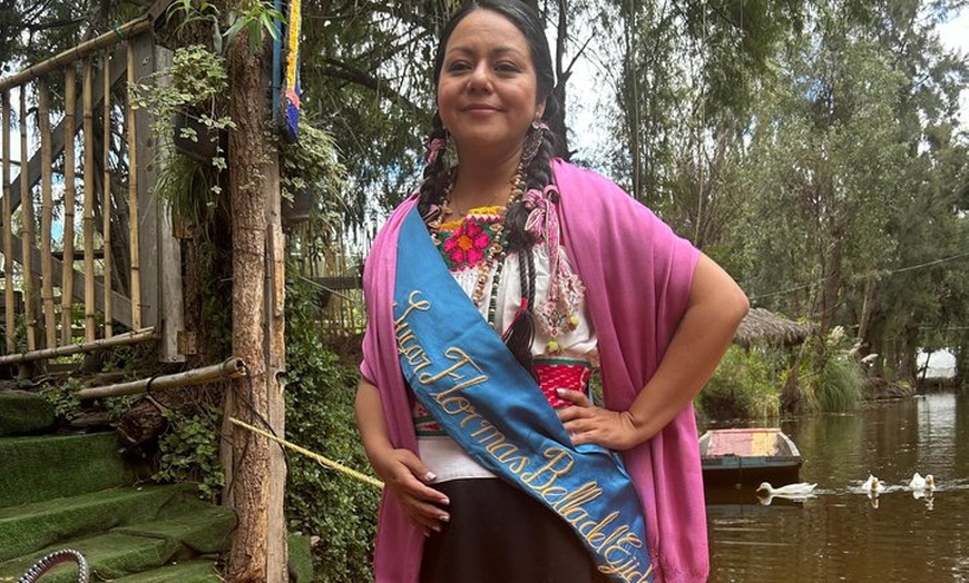 Image 26: Xochimilco floating gardens, Coyoacan and UNAM murals