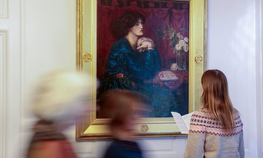 Image 5: Thames Canoe Trip to Kelmscott Manor with Cream Tea & Return