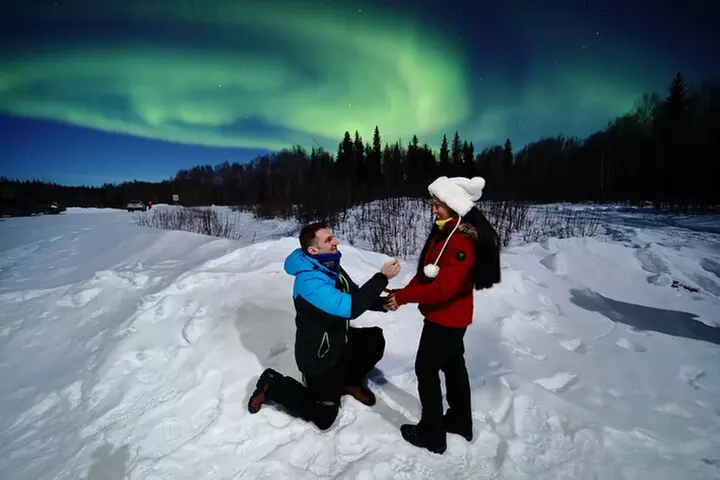 Electric Moose Studios Aurora Adventure W/Portraits & Hot Pizza!!
